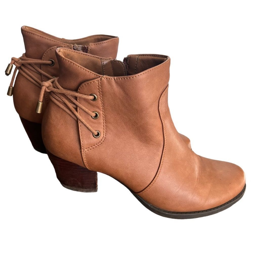 BARE TRAPS Roscoe Brown Ankle Boots Women's Size 9M Side Zip Back Laces